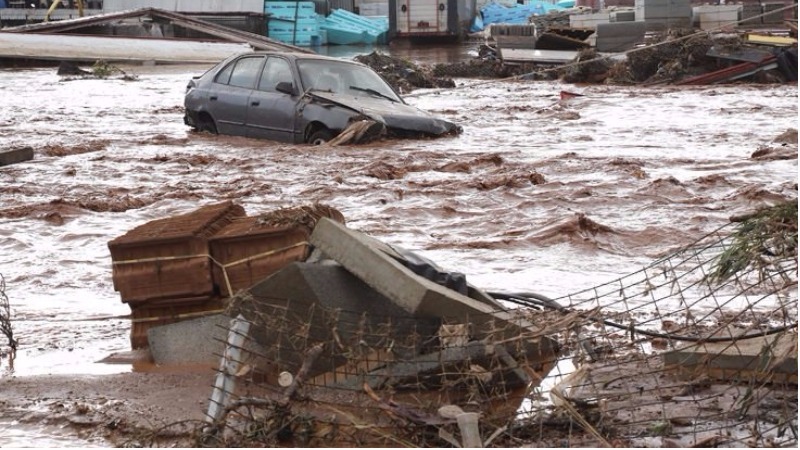 Μάνδρα Λάσπες