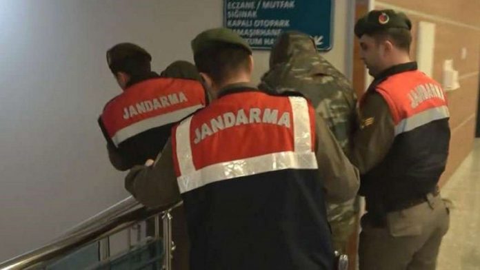 στρατιωτικοι