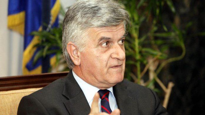 petsalnikos Φίλιππος Πετσάλνικος